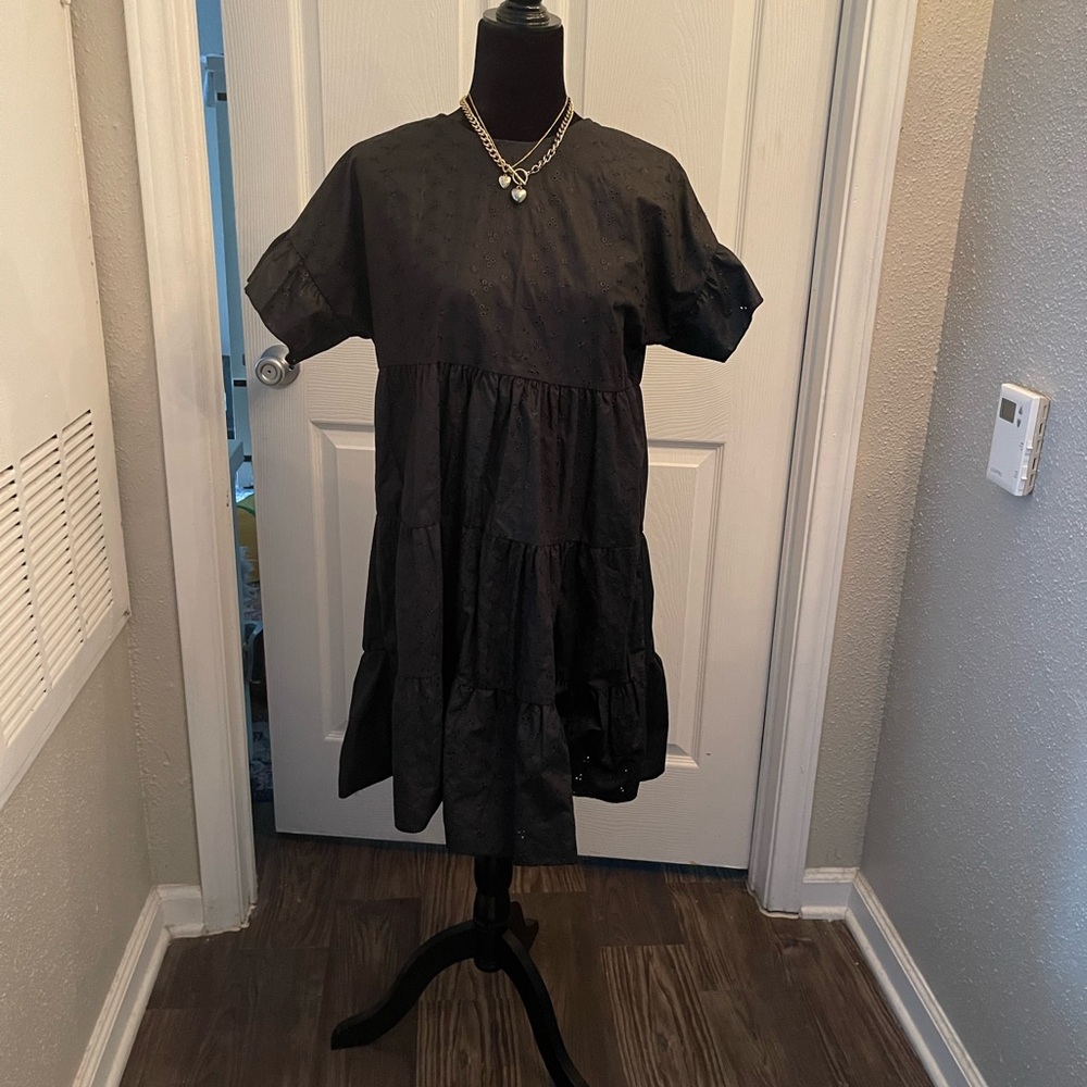 PRETTY LITTLE THING- black lace detail dress